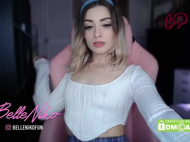 cutieeeeva – webcam model profile photo Image 2
