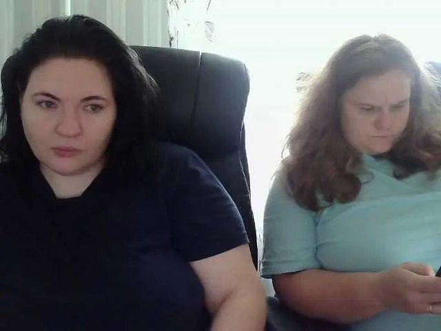 Hot-Haney77 – webcam model profile photo Image 17