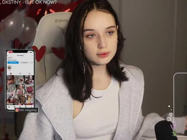 acidkaos – webcam model profile photo Image 4