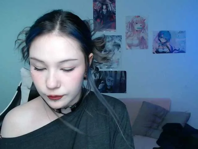 Enchantix – webcam model profile photo Image 8