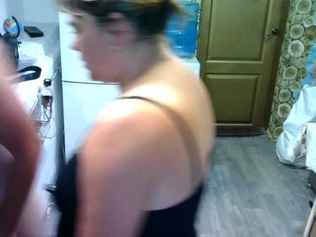 millemimi – webcam model profile photo Image 7