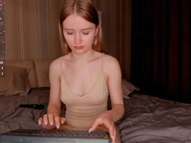 oypo – webcam model profile photo Image 16