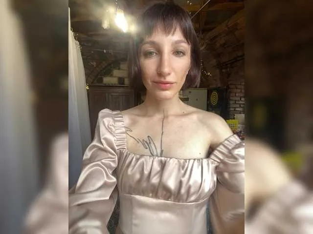 littlesweettifany – webcam model profile photo Image 3