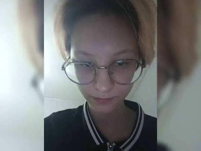 yueyue2003 – webcam model profile photo Image 18