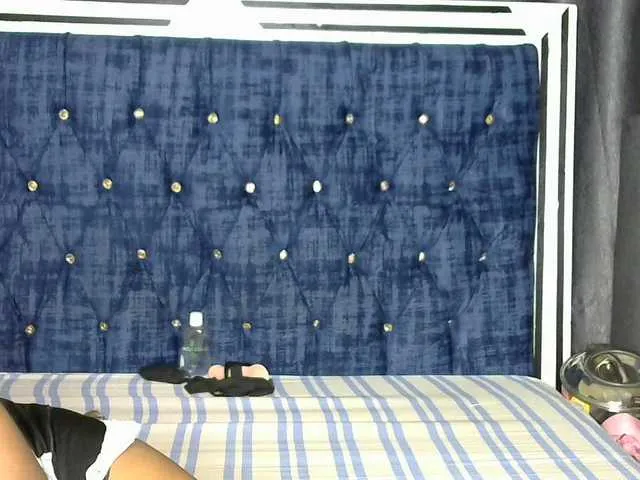 luna_berryy – webcam model profile photo Image 7
