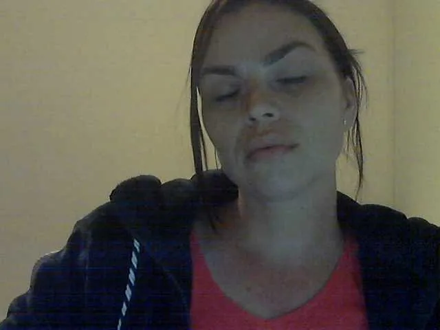 Adelaida1001 – webcam model profile photo Image 3