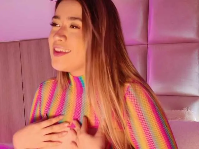 dafnemoon_1 – webcam model profile photo Image 9