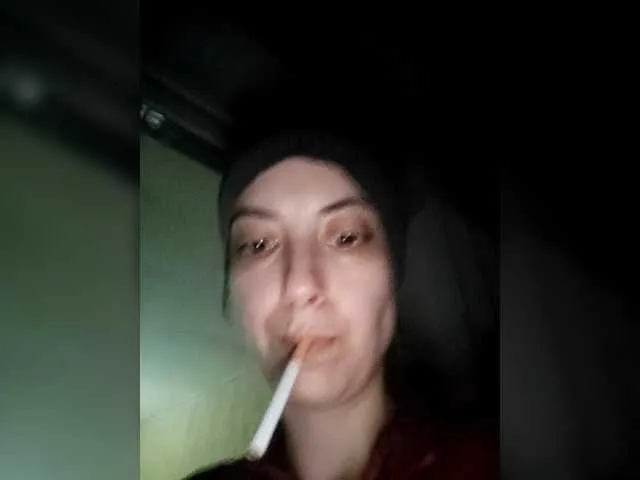 evechuuuus – webcam model profile photo Image 6
