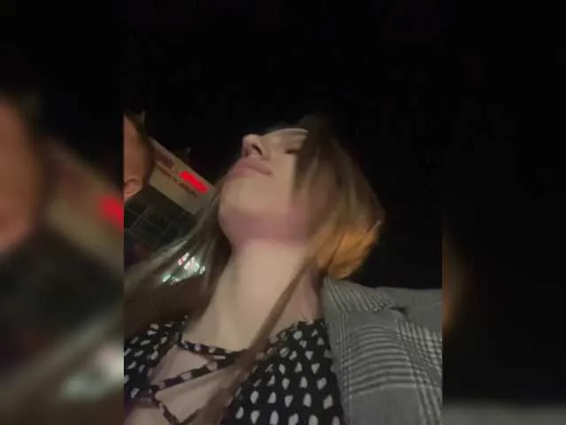 Sweety-couple – webcam model profile photo Image 3