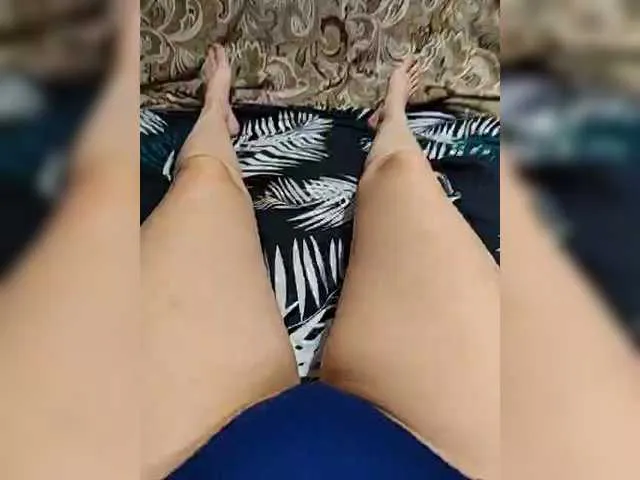 Rinamay_ – webcam model profile photo Image 4