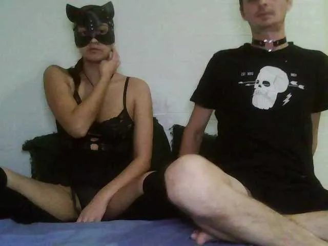 TOP_po – webcam model profile photo Image 8