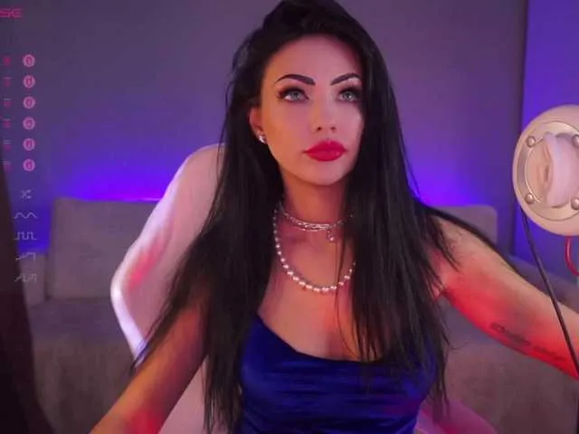 lunaaridi – webcam model profile photo Image 12