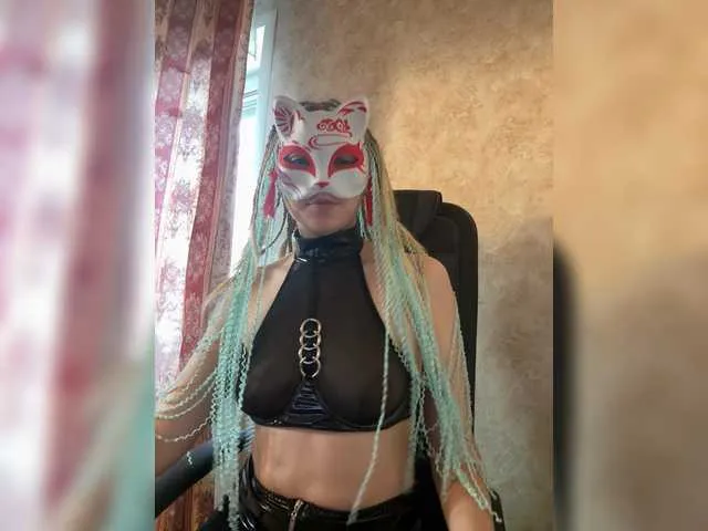 Enchantix – webcam model profile photo Image 11