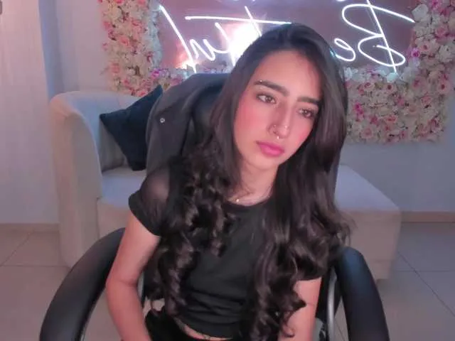 cumband – webcam model profile photo Image 11