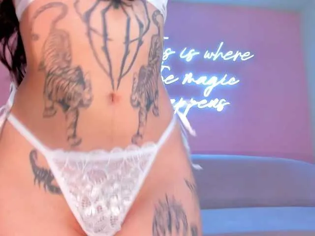 cumband – webcam model profile photo Image 5