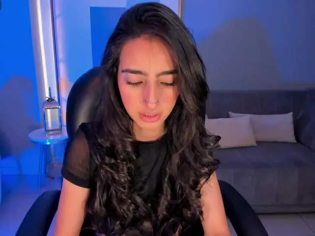 cumband – webcam model profile photo Image 8