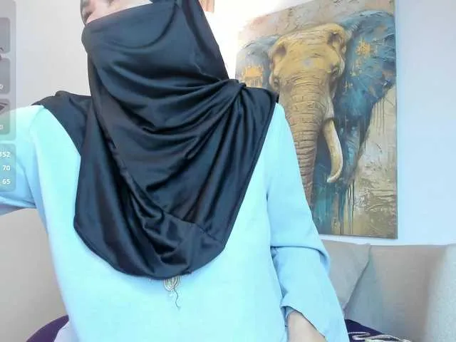 hina_porn – webcam model profile photo Image 2