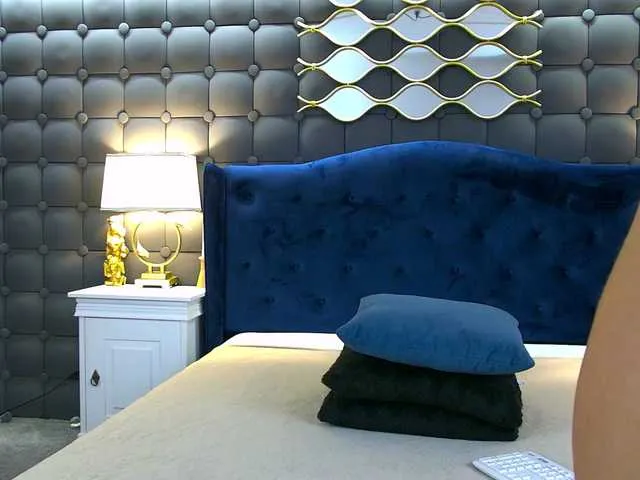 ameli_shell – webcam model profile photo Image 14