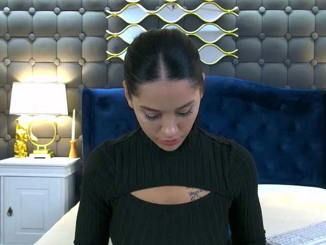 ameli_shell – webcam model profile photo Image 17