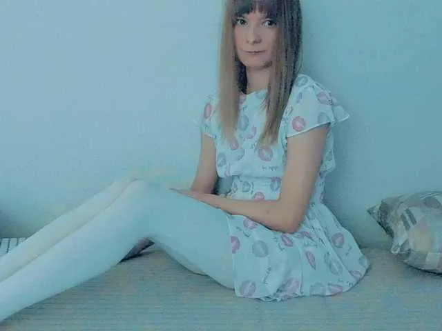 hina_porn – webcam model profile photo Image 13
