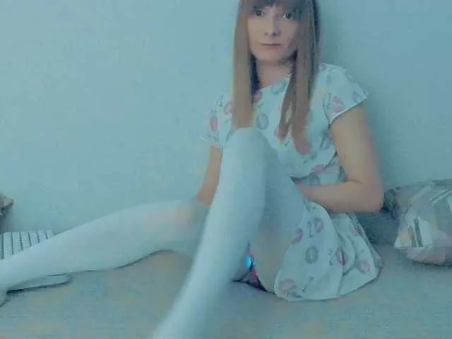 hina_porn – webcam model profile photo Image 16