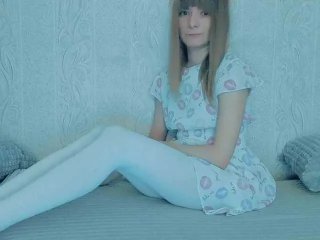 hina_porn – webcam model profile photo Image 5