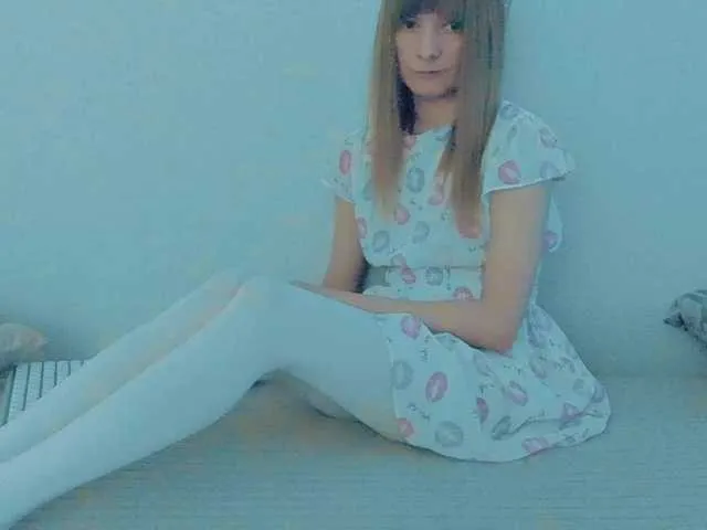 hina_porn – webcam model profile photo Image 8