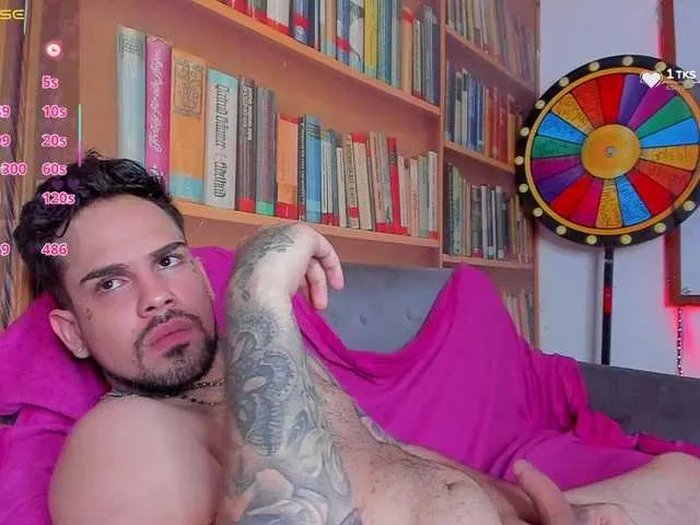 Taanni – webcam model profile photo Image 10