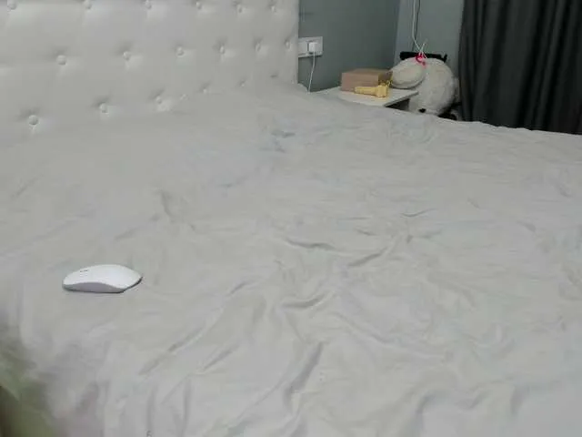 Blonde_sexy21 – webcam model profile photo Image 16