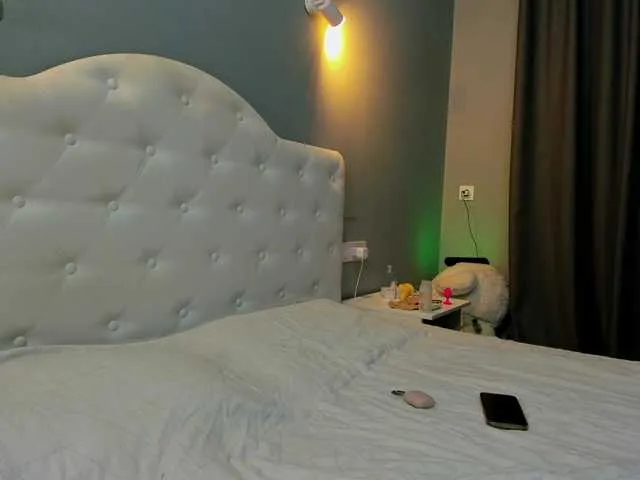 Blonde_sexy21 – webcam model profile photo Image 7