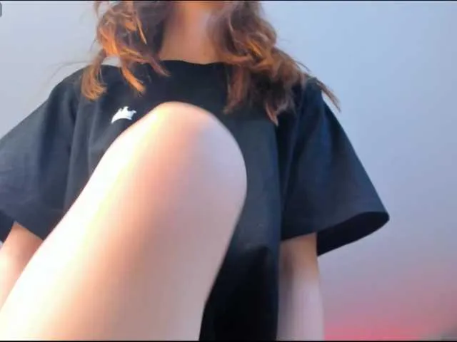 HopeHeaven – webcam model profile photo Image 5