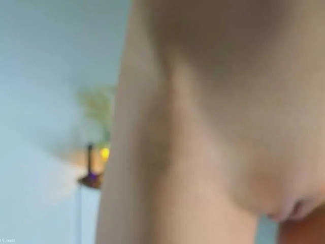 sareandrob – webcam model profile photo Image 11