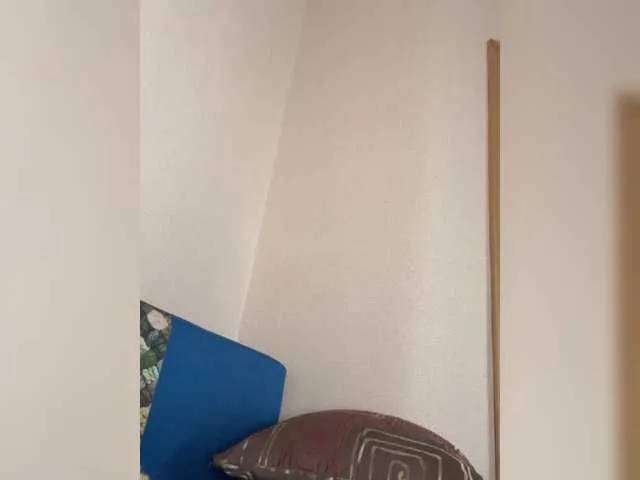 celineblossom_ – webcam model profile photo Image 12