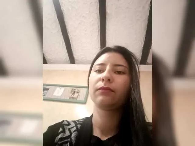 Blonde_sexy21 – webcam model profile photo Image 2