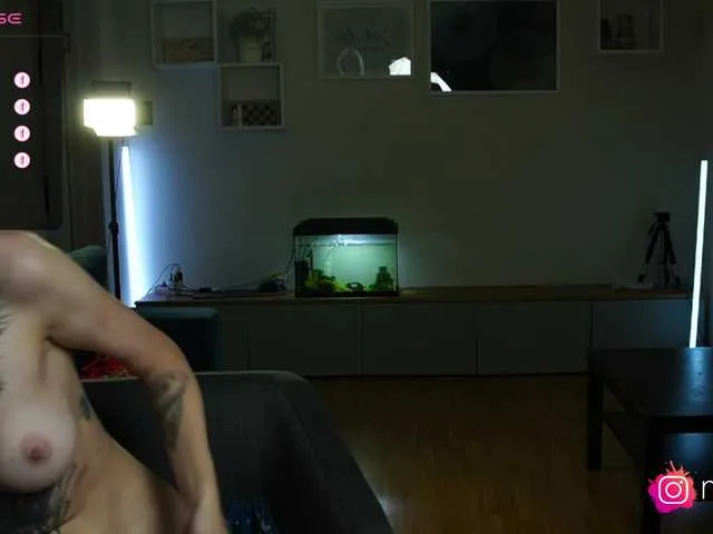 _favorite_ – webcam model profile photo Image 5