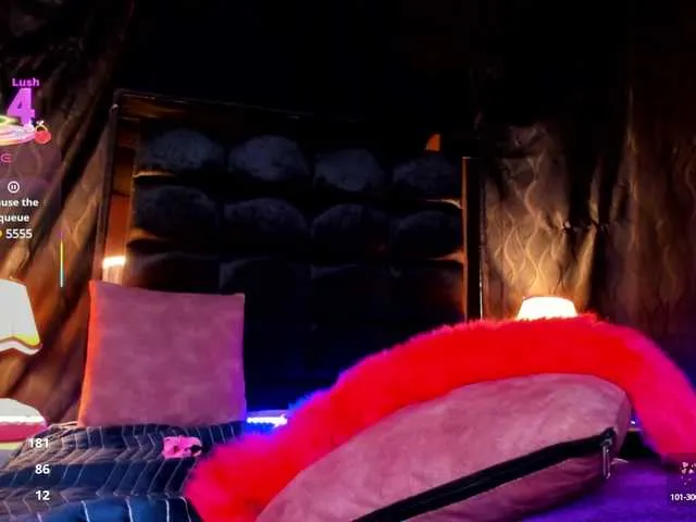 Rinamay_ – webcam model profile photo Image 3