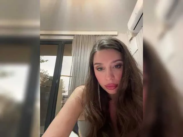 italianPassion – webcam model profile photo Image 10