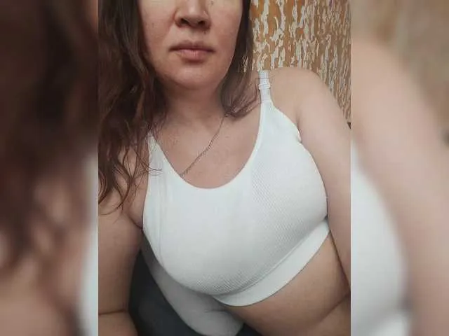 SweetBunnyGF – webcam model profile photo Image 2