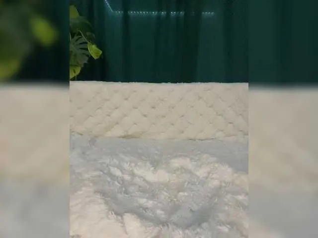 Big Tits tagged live sex cams