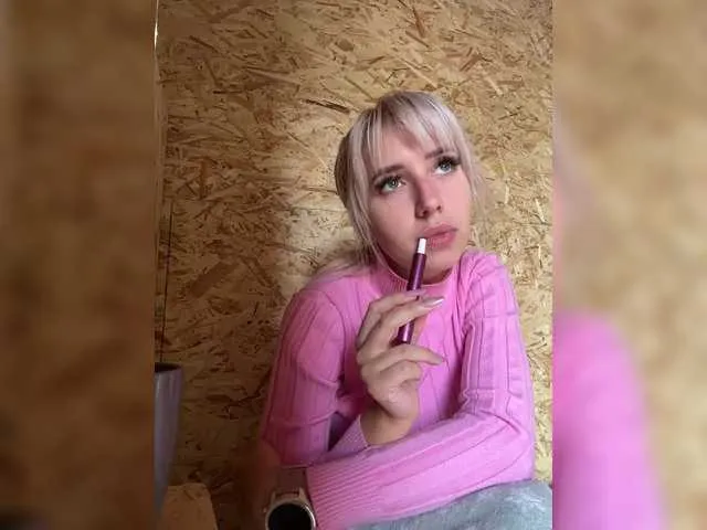 _emma_loyd_ – webcam model profile photo Image 15