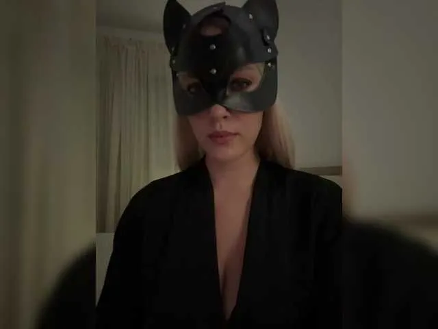hina_porn – webcam model profile photo Image 11