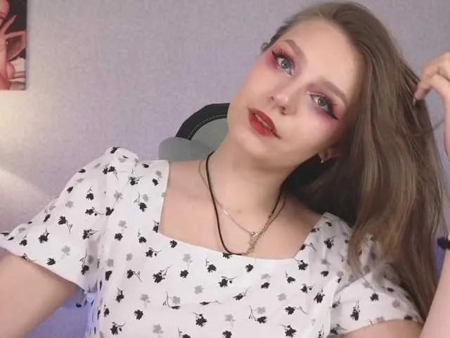 kiaralenon – webcam model profile photo Image 11