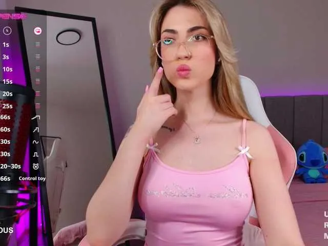 carolina_castro1 – webcam model profile photo Image 8