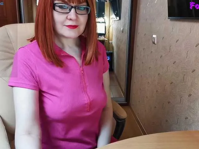 hina_porn – webcam model profile photo Image 4