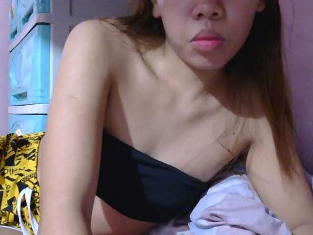 Prueberry – webcam model profile photo Image 6