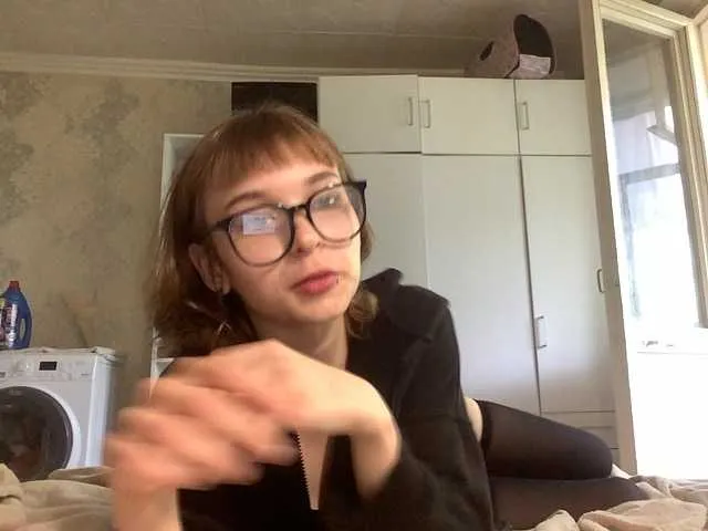 kalilowe_ – webcam model profile photo Image 5