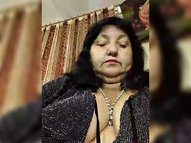 Rinamay_ – webcam model profile photo Image 12