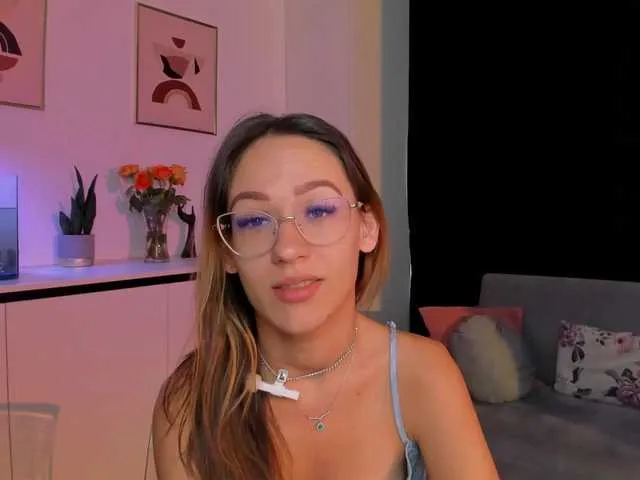 arrinawair – webcam model profile photo Image 14