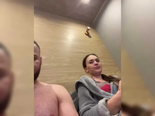 hina_porn – webcam model profile photo Image 2