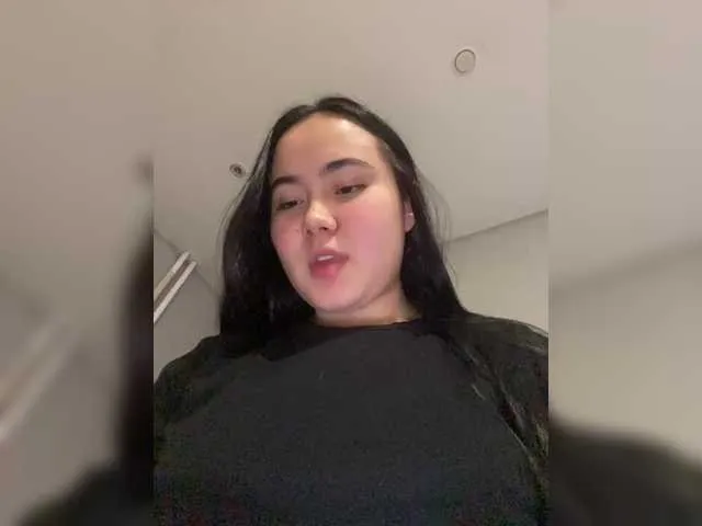 miss_lina_dream – webcam model profile photo Image 2